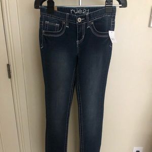 NWT Rue21 skinny jeans